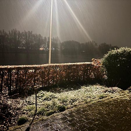 Thuiskomen, Genieten Aan Het Water Maaseik Extérieur photo